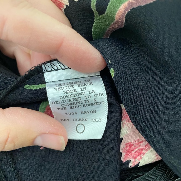 Flynn Skye black poppy floral halter mini dress ruffle hem size small - Picture 4 of 4